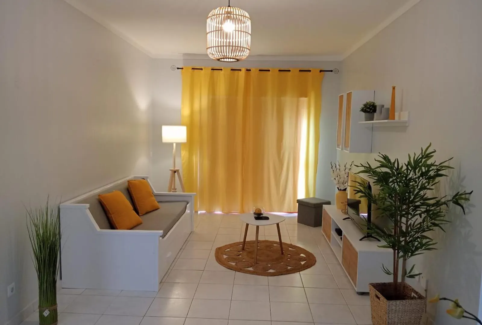 Centralgarve - 1 Bedroom Apartment Near The Beach In Quarteira - Anglo Atlantico