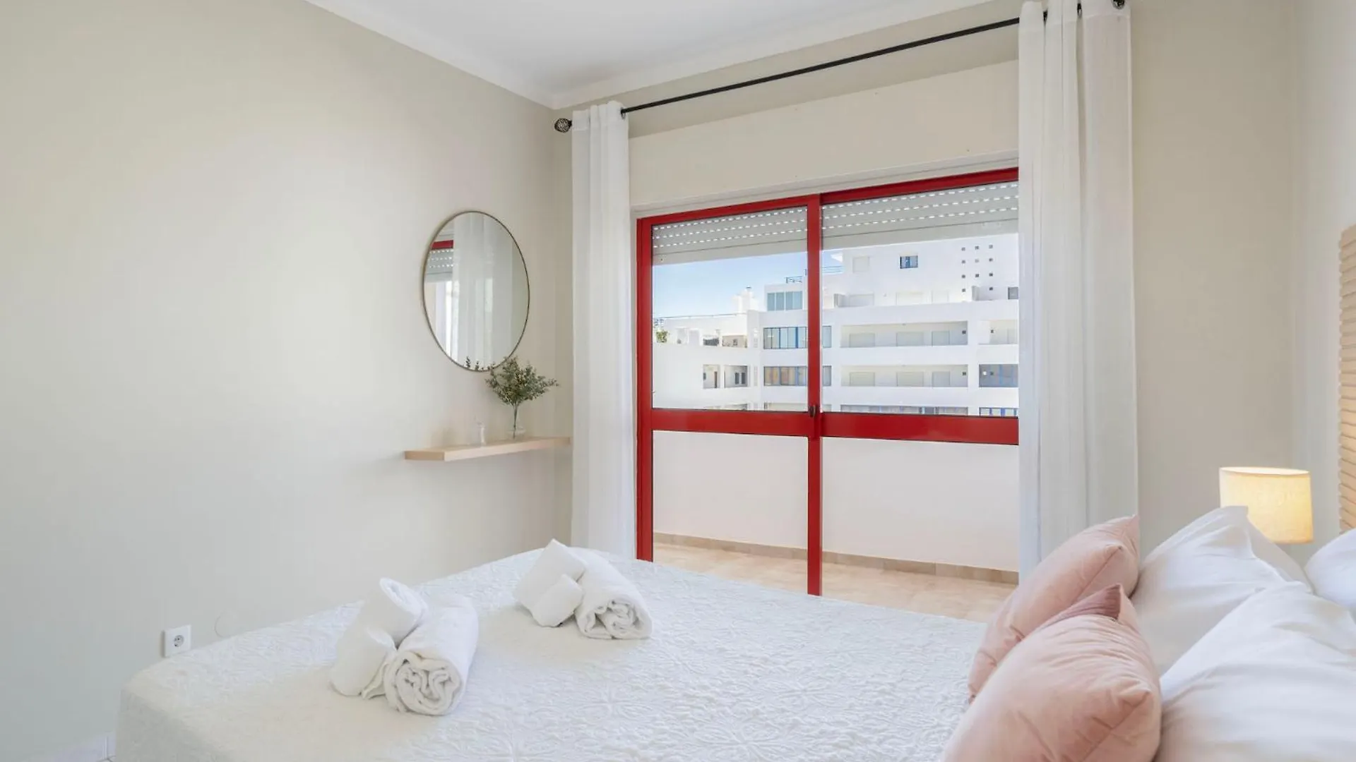 Centralgarve - 1 Bedroom Apartment Near The Beach In Quarteira - Anglo Atlantico Portugal